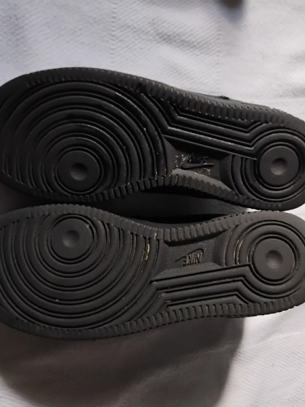 Nike Black Leather Low-Top Sneakers